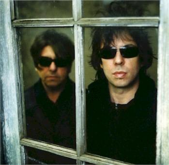 Will Sergeant and Ian McCulloch of Echo & The Bunnymen