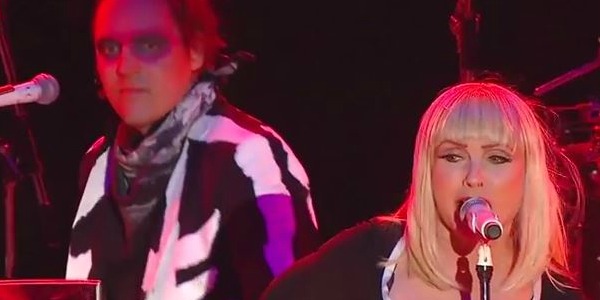Blondie S Debbie Harry Joins Arcade Fire At Coachella To Sing Heart Of